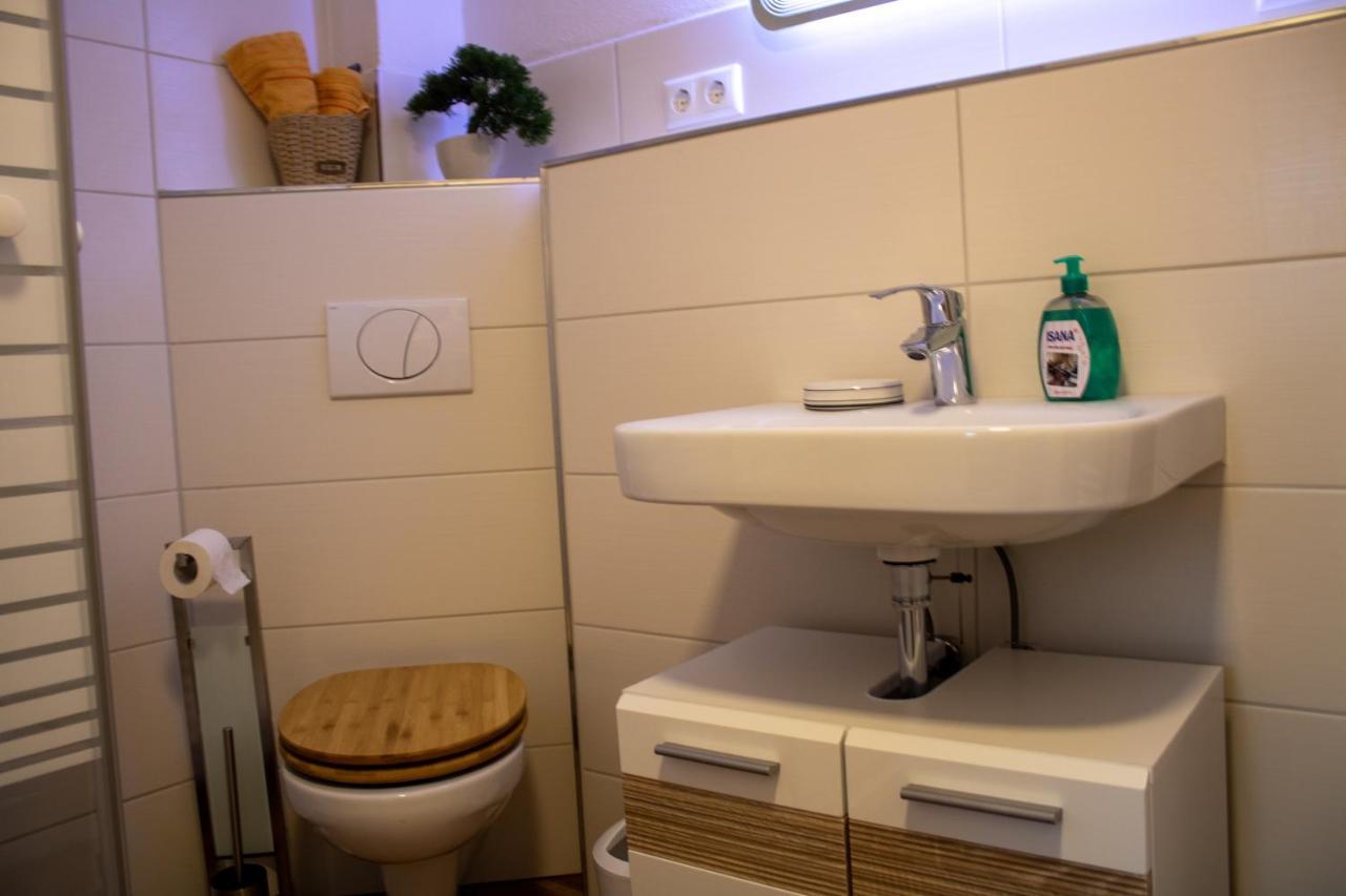 Altstadtidyll 60Qm - Central - Parking - Washer 哈尔登斯莱本 外观 照片